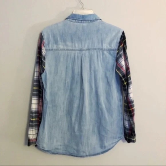 Life in Progress Chambray Denim Flannel Shirt - Picture 7 of 7